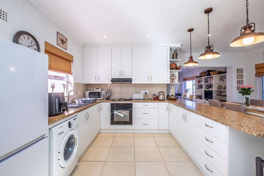 3 Bedroom Property for Sale in Glencairn Heights Western Cape